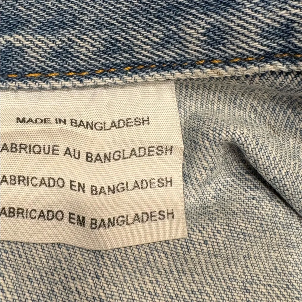 Levi's Light Wash Denim Jean Jacket M - Picture 6 of 8